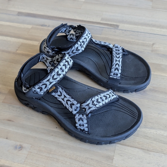 TEVA Sandals (Youth Size‎ 5) - Picture 3 of 6